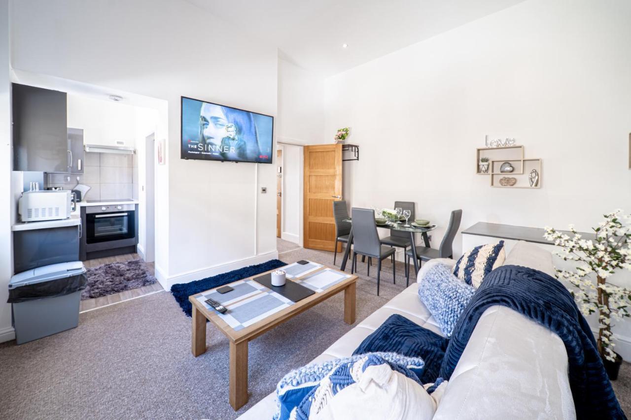 Cozy 1-Bedroom Apartment In The Heart Of Barnsley Town Centre Buitenkant foto
