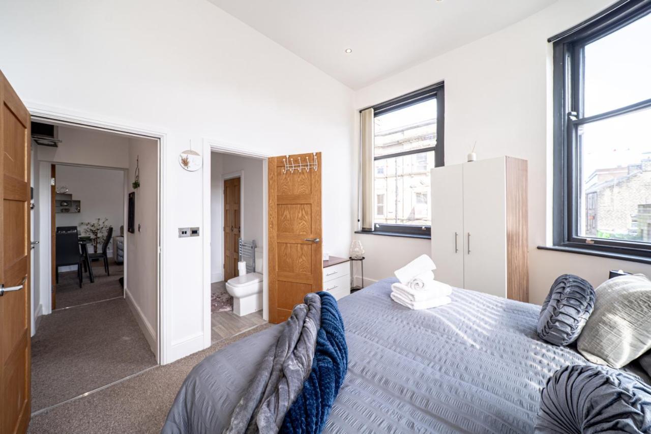 Cozy 1-Bedroom Apartment In The Heart Of Barnsley Town Centre Buitenkant foto